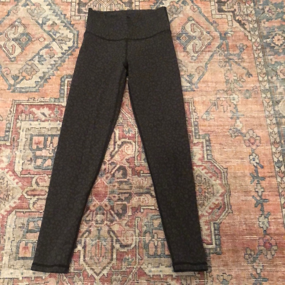 Aerie Offline textured leopard leggings